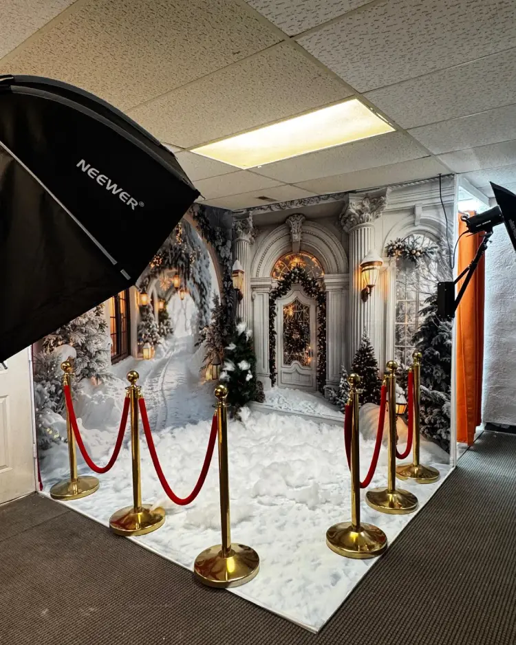 Christmas Decor Set-Up 2